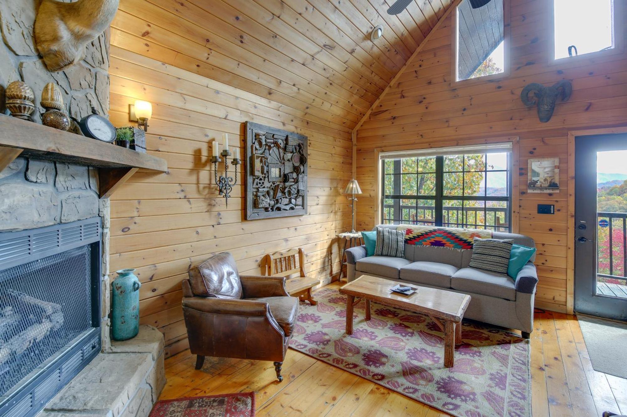 Above And Beyond Pigeon Forge Cabin With Prime Views! Экстерьер фото